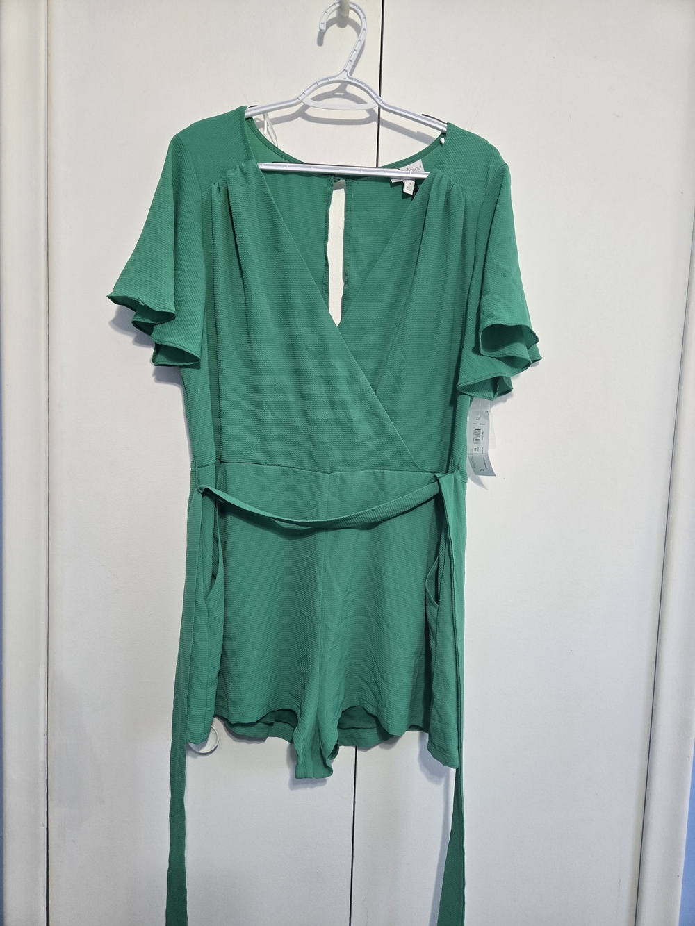 NWT Premier Amour Green Wrap Romper Size 14 Flutter Sleeve